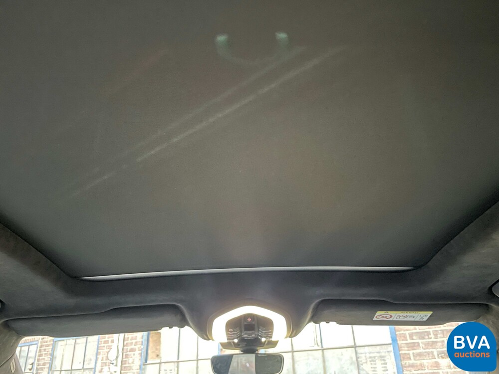 Porsche Macan Turbo 2.9 SportChrono 441PS 2020, J-177-TT.