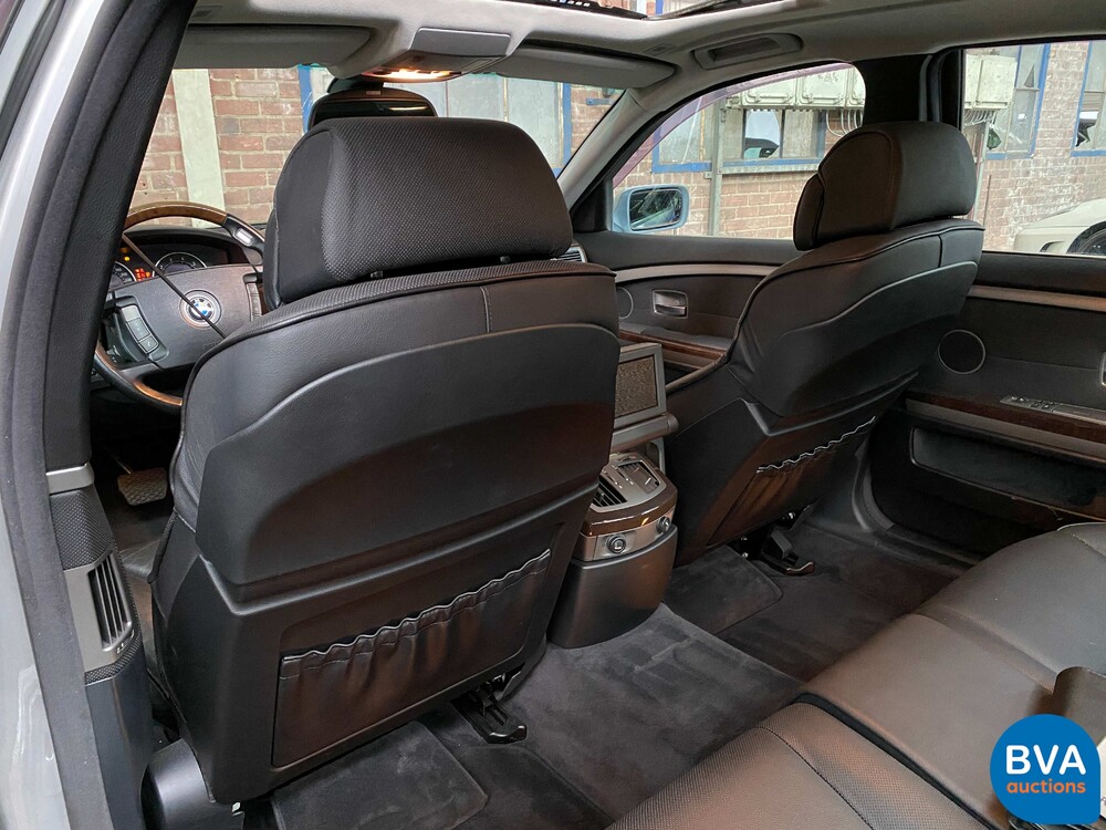 BMW 745Li Executive LANG 4.4 V8 7-serie 333pk 2003 -YOUNGTIMER-