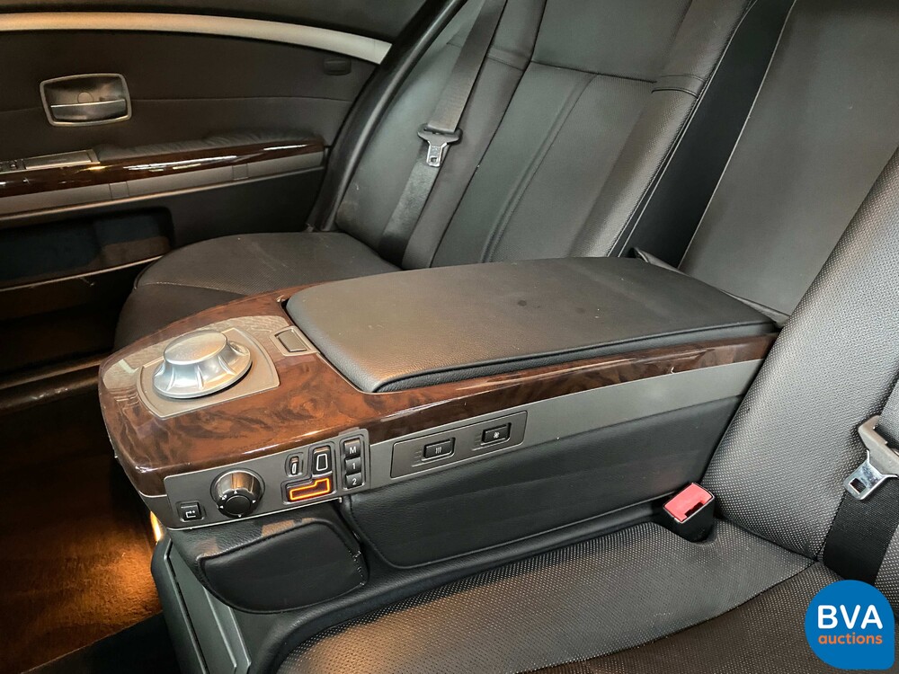 BMW 745Li Executive LANG 4.4 V8 7-serie 333pk 2003 -YOUNGTIMER-