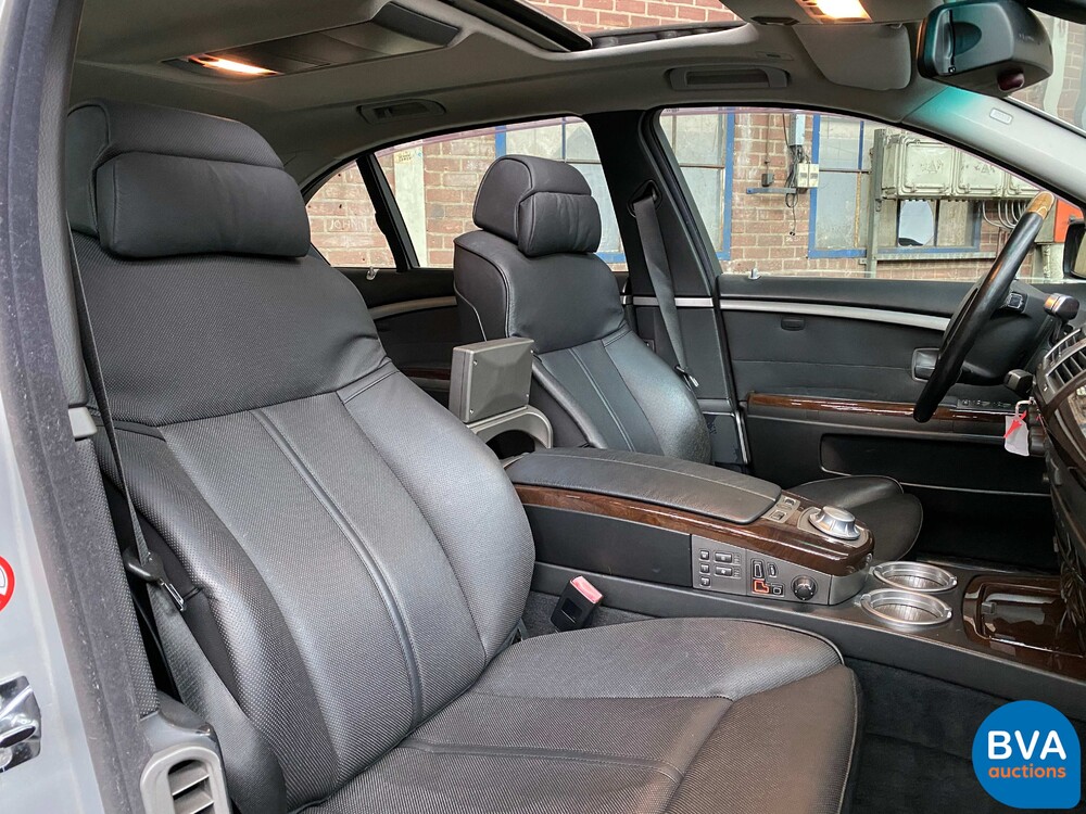 BMW 745Li Executive LANG 4.4 V8 7-serie 333pk 2003 -YOUNGTIMER-