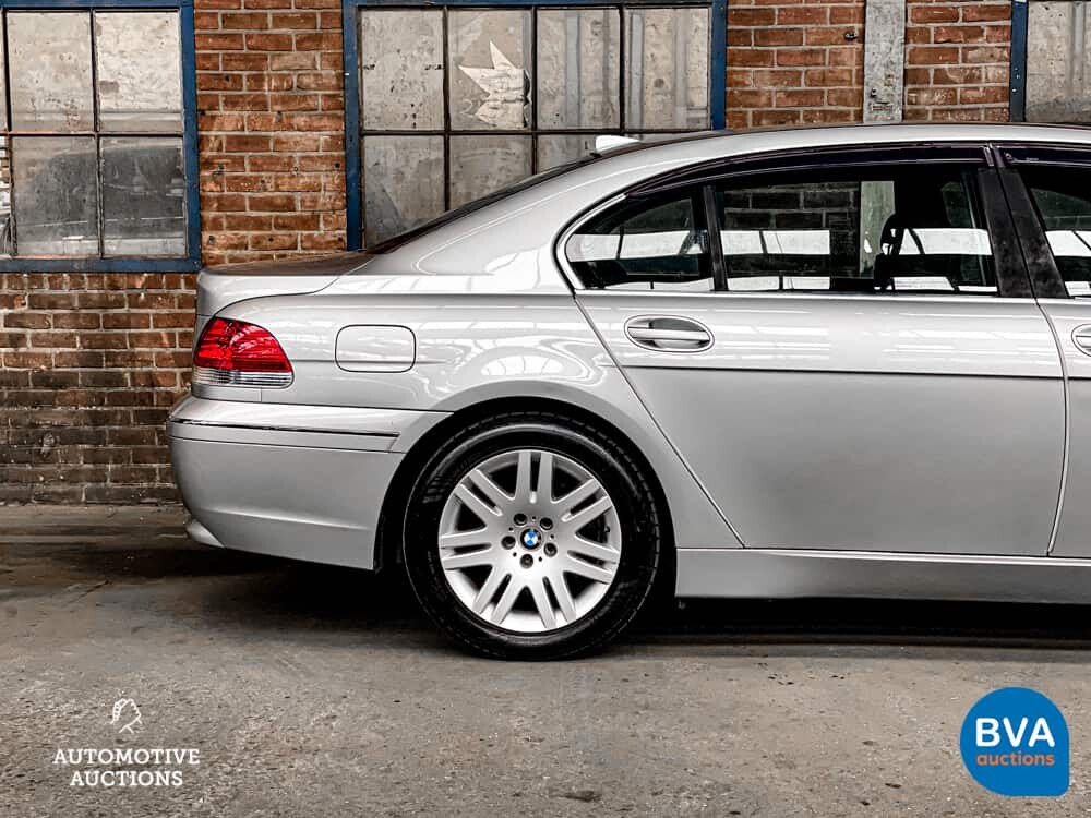 BMW 745Li Executive LANG 4.4 V8 7-serie 333pk 2003 -YOUNGTIMER-