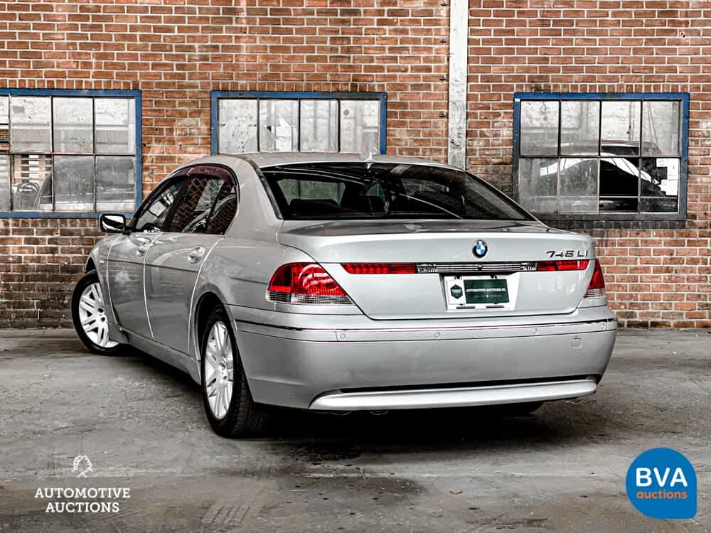 BMW 745Li Executive LANG 4.4 V8 7-serie 333pk 2003 -YOUNGTIMER-