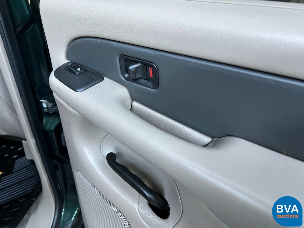 Chevrolet Avalanche 5.3 1500 287pk 2003 -Org. NL-, 37-BG-LX