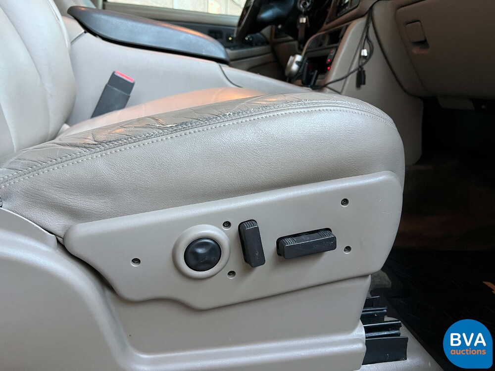 Chevrolet Avalanche 5.3 1500 287pk 2003 -Org. NL-, 37-BG-LX