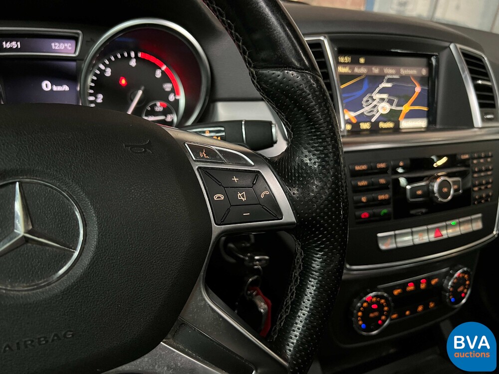 Mercedes-Benz ML350 BlueTEC Edition 1 258 PS 2012 M-Klasse, TF-398-H.
