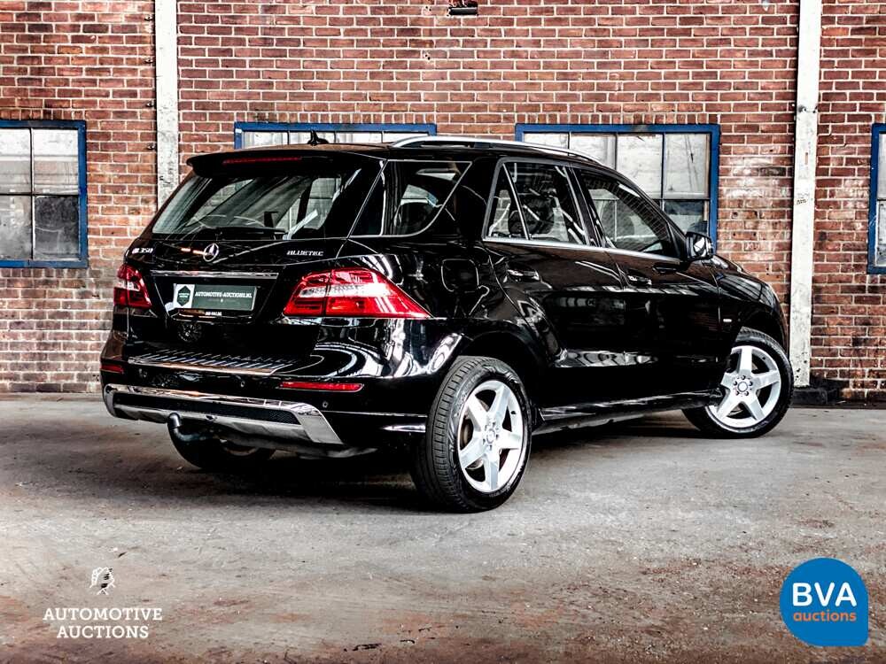 Mercedes-Benz ML350 BlueTEC Edition 1 258 PS 2012 M-Klasse, TF-398-H.