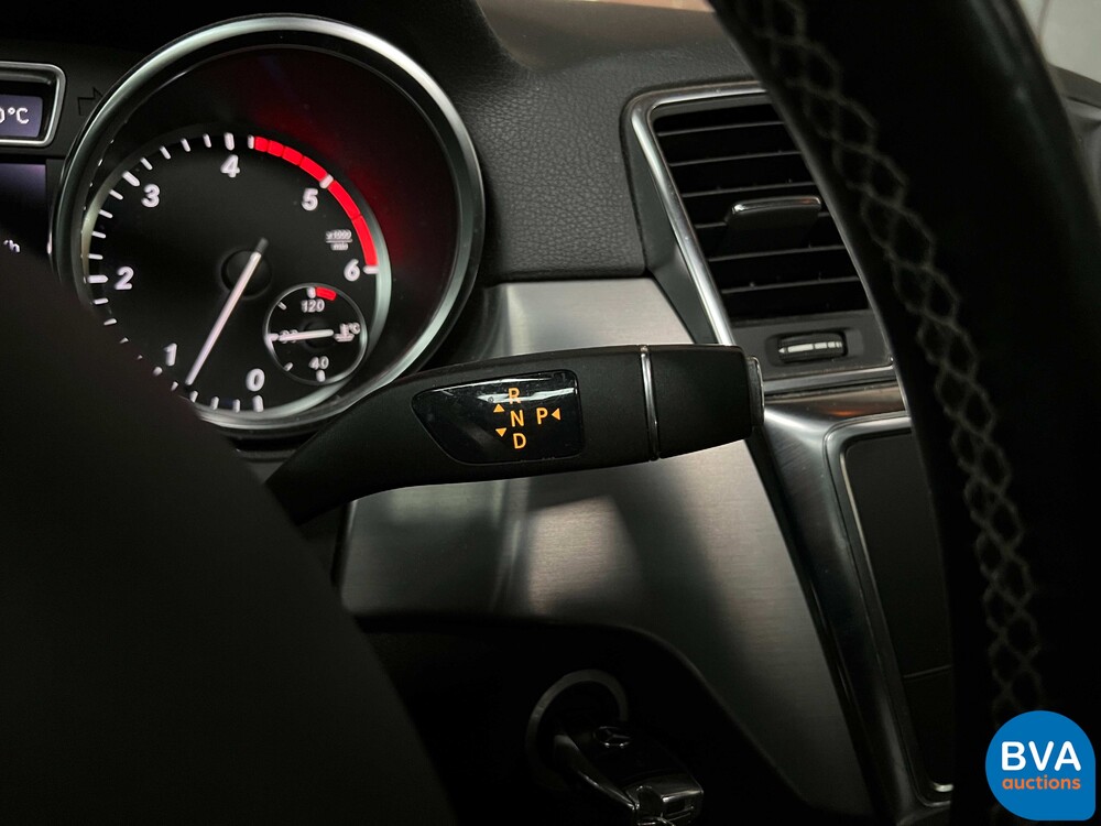 Mercedes-Benz ML350 BlueTEC Edition 1 258 PS 2012 M-Klasse, TF-398-H.