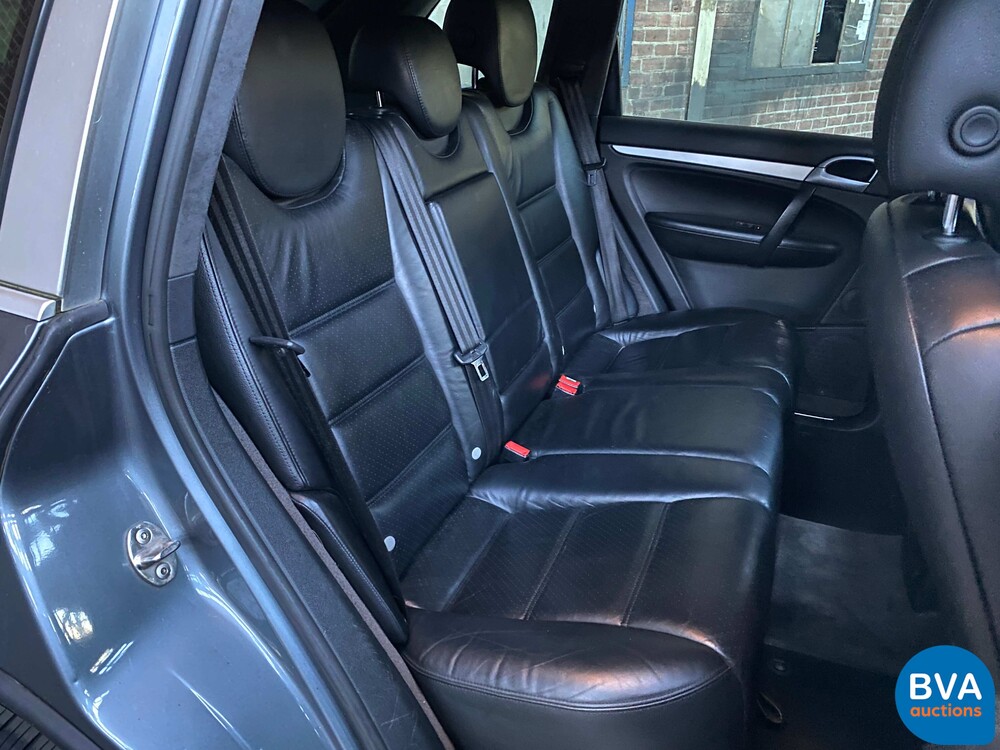 Porsche Cayenne Turbo 4.5 450hp 2004, G-722-VR.
