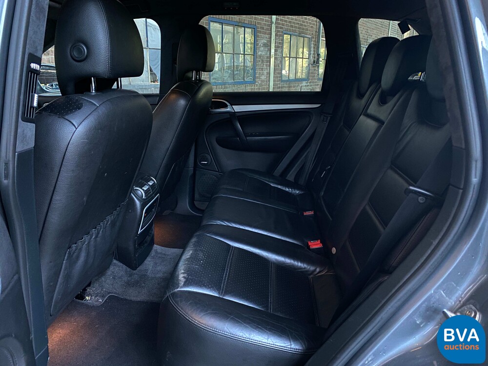 Porsche Cayenne Turbo 4.5 450hp 2004, G-722-VR.