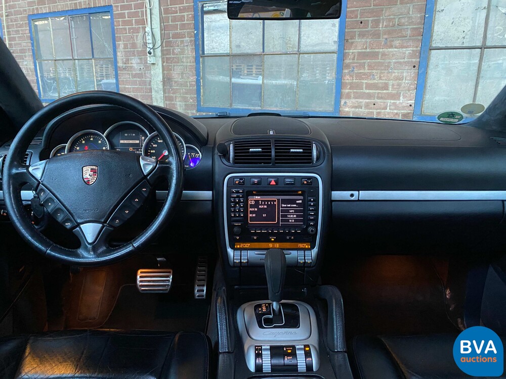 Porsche Cayenne Turbo 4.5 450hp 2004, G-722-VR.