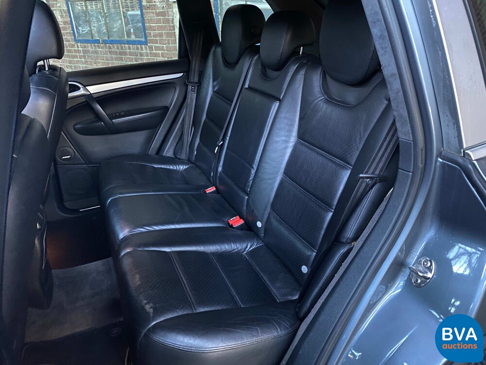 Porsche Cayenne Turbo 4.5 450hp 2004, G-722-VR.