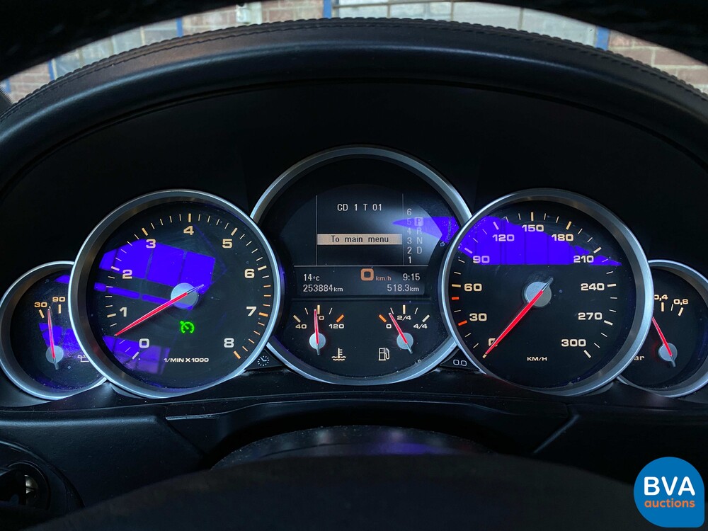 Porsche Cayenne Turbo 4.5 450hp 2004, G-722-VR.