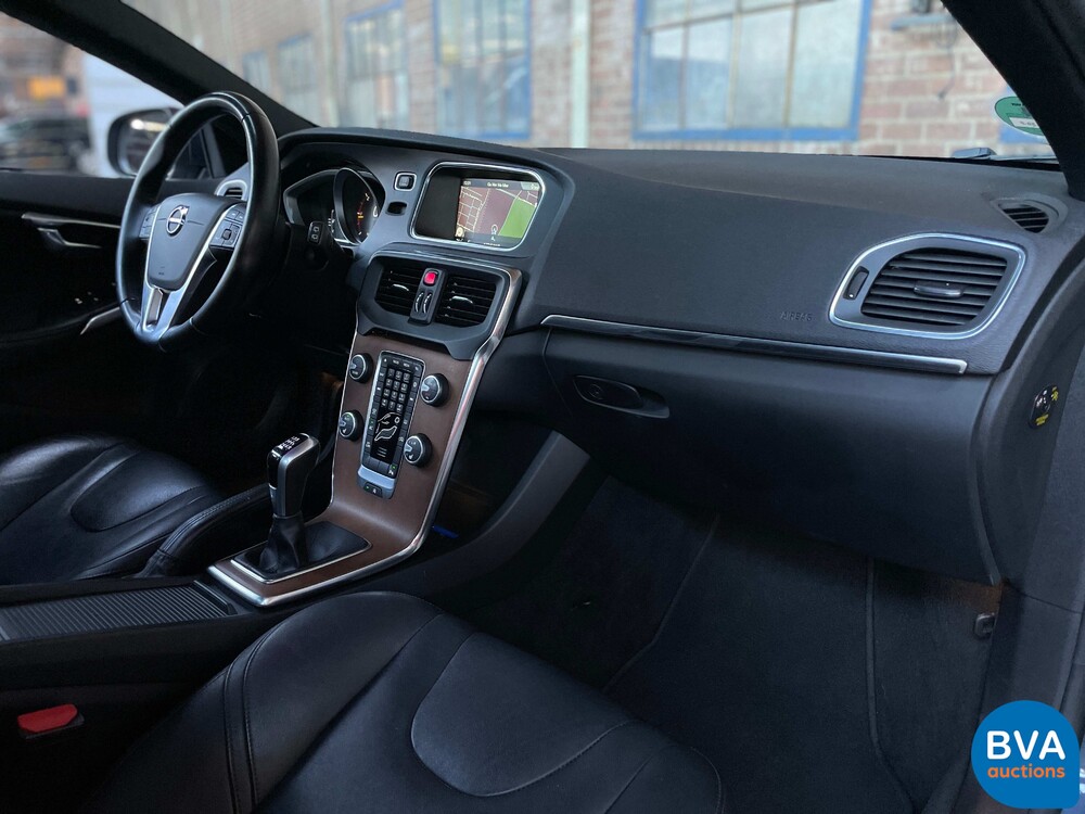 Volvo V40 2.0 D2 Nordic+ 120pk 2016, KT-159-F Orig. NL