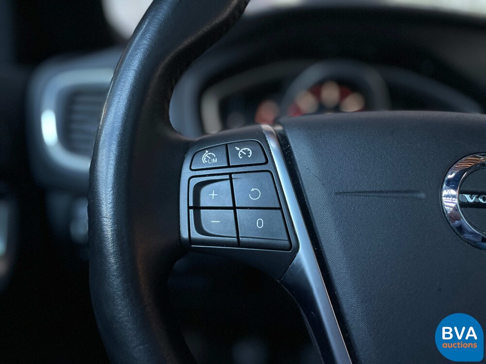 Volvo V40 2.0 D2 Nordic+ 120pk 2016, KT-159-F Orig. NL