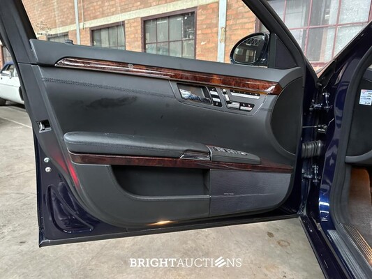 Mercedes-Benz S600 Lang 5.5 V12 517pk 2006 S-Klasse