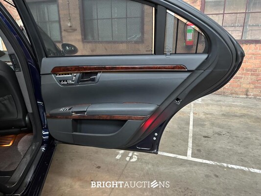 Mercedes-Benz S600 Lang 5.5 V12 517pk 2006 S-Klasse