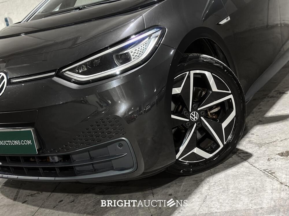 Volkswagen ID.3 First Plus 58 kWh 204pk 2020 (Origineel-NL + 1e Eigenaar), J-864-VJ