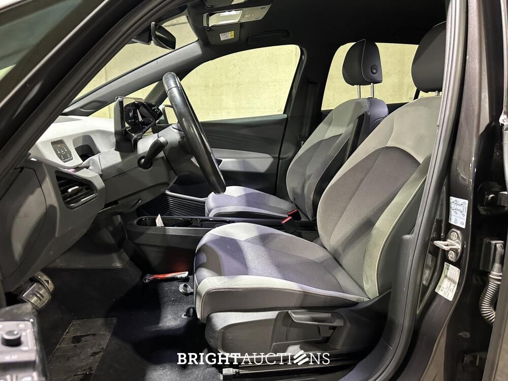 Volkswagen ID.3 First Plus 58 kWh 204pk 2020 (Origineel-NL + 1e Eigenaar), J-864-VJ