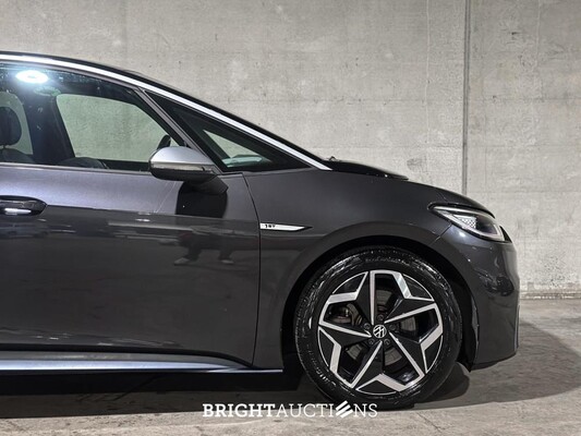 Volkswagen ID.3 First Plus 58 kWh 204pk 2020 (Origineel-NL + 1e Eigenaar), J-864-VJ
