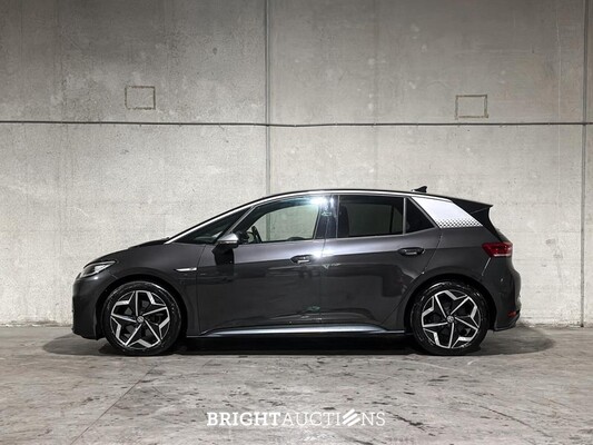 Volkswagen ID.3 First Plus 58 kWh 204pk 2020 (Origineel-NL + 1e Eigenaar), J-864-VJ