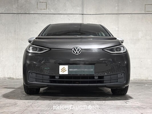 Volkswagen ID.3 First Plus 58 kWh 204pk 2020 (Origineel-NL + 1e Eigenaar), J-864-VJ