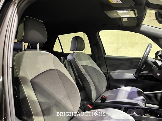 Volkswagen ID.3 First Plus 58 kWh 204pk 2020 (Origineel-NL + 1e Eigenaar), J-864-VJ