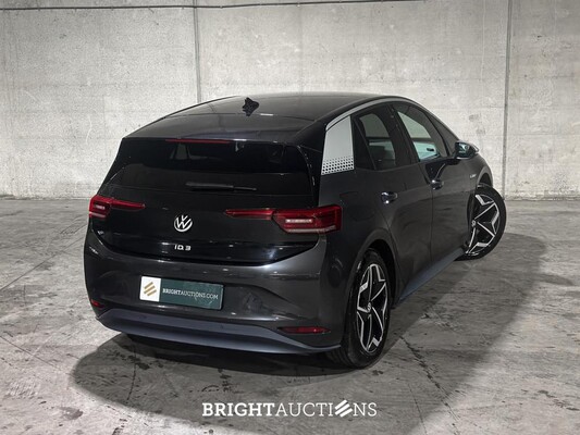 Volkswagen ID.3 First Plus 58 kWh 204pk 2020 (Origineel-NL + 1e Eigenaar), J-864-VJ