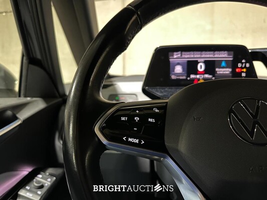 Volkswagen ID.3 First Plus 58 kWh 204pk 2020 (Origineel-NL + 1e Eigenaar), J-864-VJ