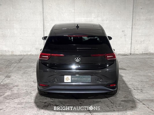 Volkswagen ID.3 First Plus 58 kWh 204pk 2020 (Origineel-NL + 1e Eigenaar), J-864-VJ