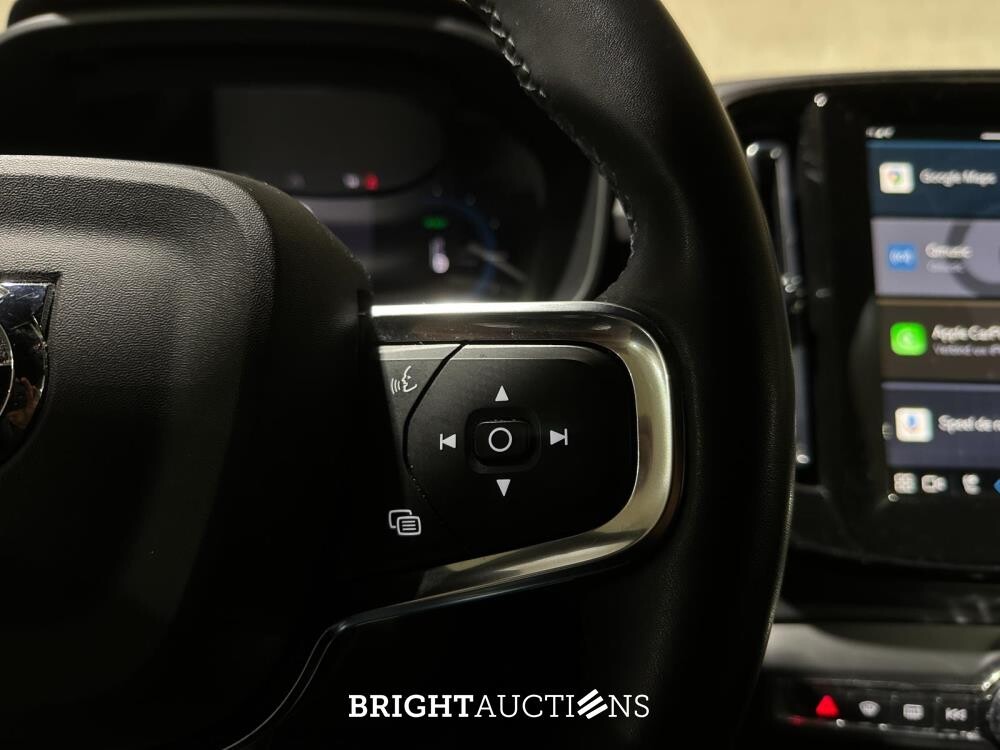 Volvo XC40 Recharge Core 70 kWh 231pk 2022 (Origineel-NL + 1e Eigenaar), R-491-BZ