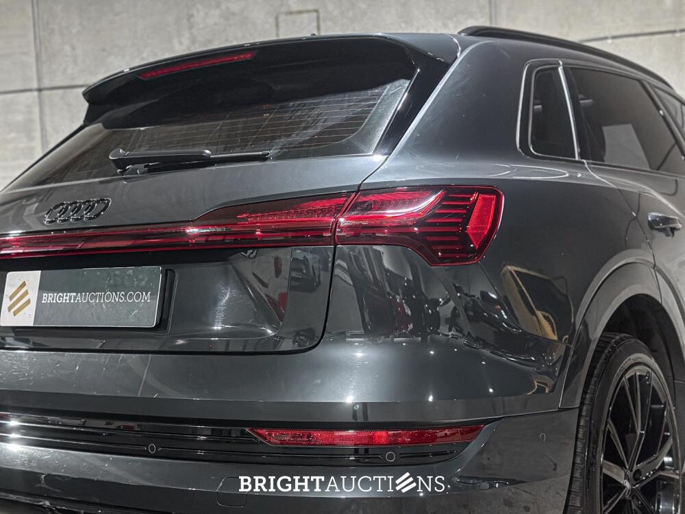 Audi e-tron 50 Quattro Business Edition Plus 71 kWh 313pk 2020 (Origineel-NL + 1e Eigenaar), K-649-JJ