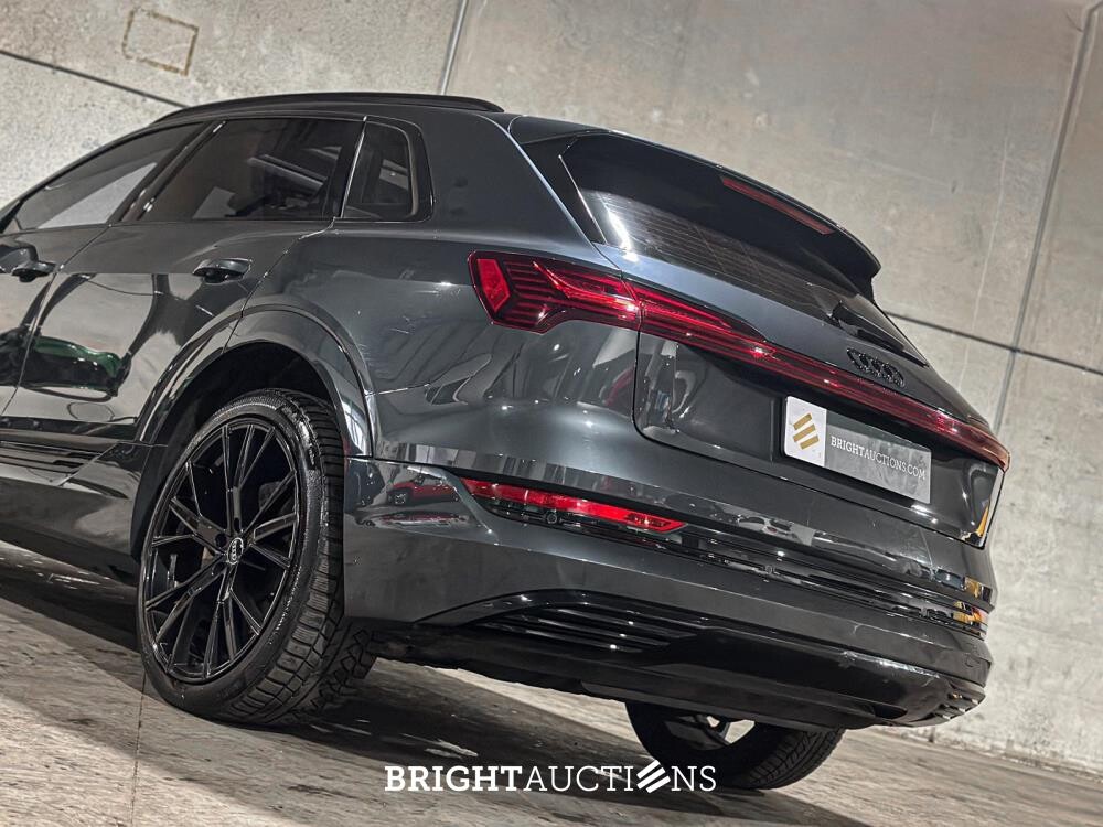 Audi e-tron 50 Quattro Business Edition Plus 71 kWh 313pk 2020 (Origineel-NL + 1e Eigenaar), K-649-JJ