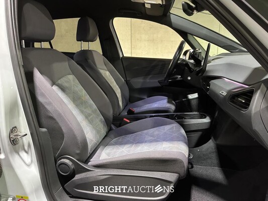 Volkswagen ID.3 First 58 kWh 204pk 2020 (Origineel-NL + 1e Eigenaar), J-473-ZZ