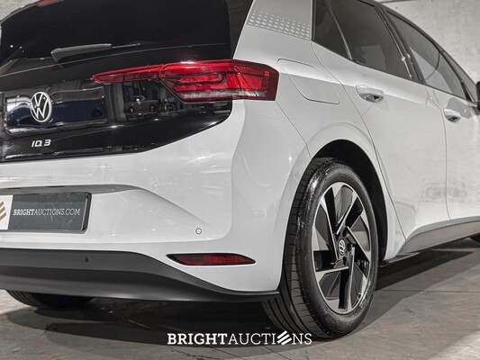 Volkswagen ID.3 First 58 kWh 204pk 2020 (Origineel-NL + 1e Eigenaar), J-473-ZZ