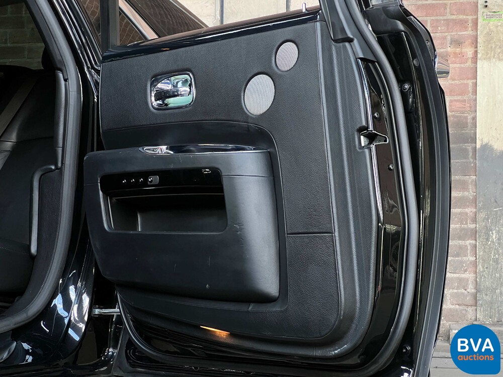 Rolls-Royce Ghost 6.6 V12 571pk 2011, 5-ZRB-72