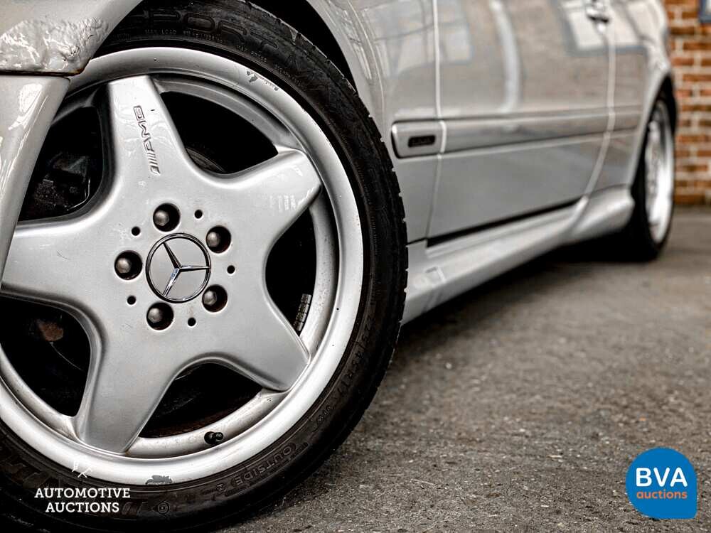 Mercedes-Benz CLK200 AMG Elegance Coupé 136pk 2000 CLK-klasse, 12-FK-XL