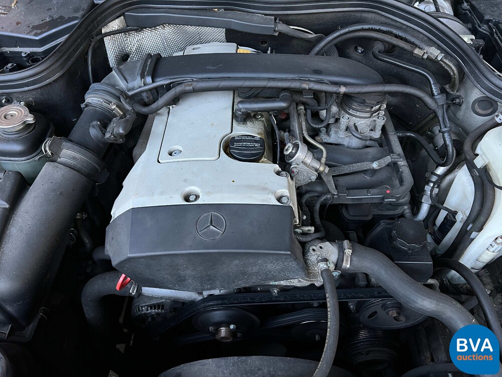 Mercedes-Benz CLK200 AMG Elegance Coupé 136pk 2000 CLK-klasse, 12-FK-XL