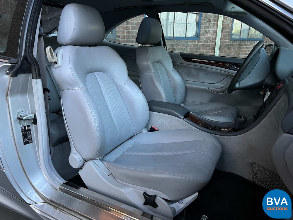 Mercedes-Benz CLK200 AMG Elegance Coupé 136pk 2000 CLK-klasse, 12-FK-XL