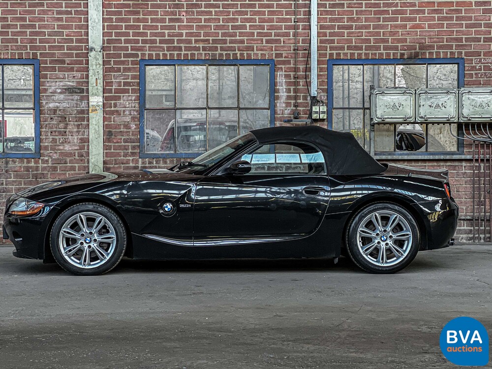 BMW Z4 Roadster 3.0i 6 Cilinder 231pk 2003