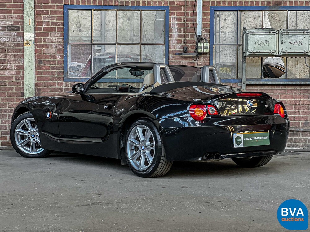 BMW Z4 Roadster 3.0i 6 Cilinder 231pk 2003
