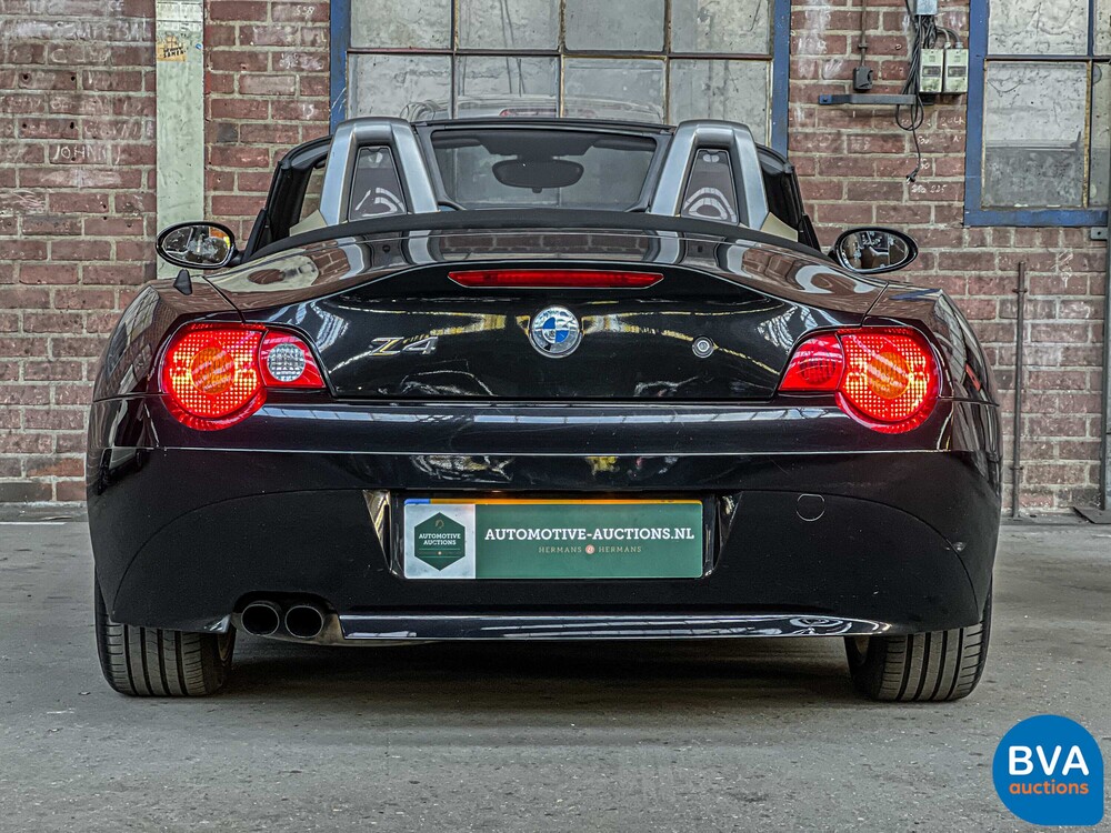 BMW Z4 Roadster 3.0i 6 Cilinder 231pk 2003