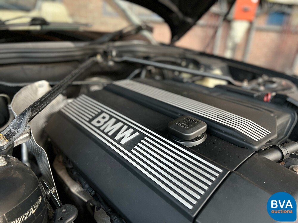 BMW Z4 Roadster 3.0i 6 Cilinder 231pk 2003