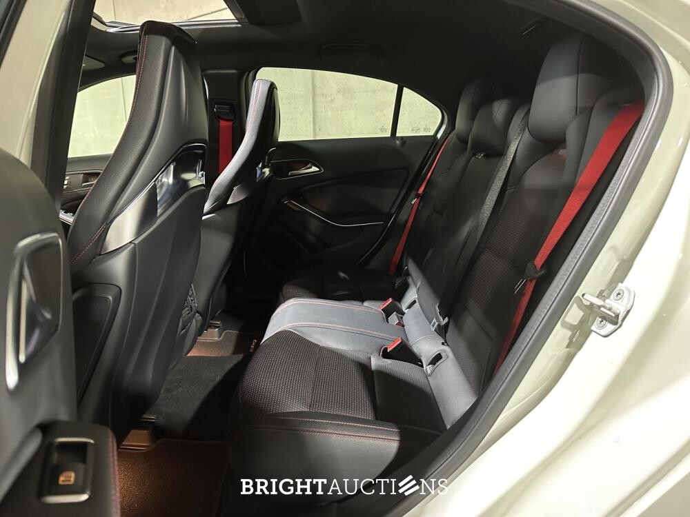 Mercedes-Benz A45 AMG 4Matic 381pk 2015 A-Klasse