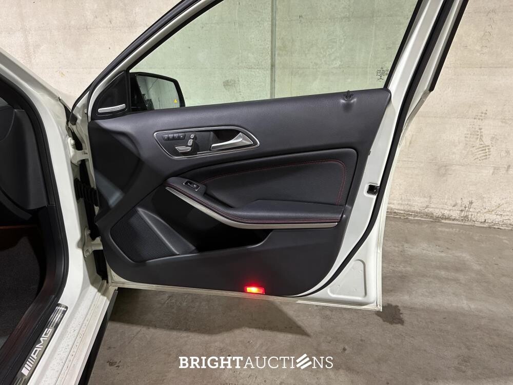 Mercedes-Benz A45 AMG 4Matic 381pk 2015 A-Klasse