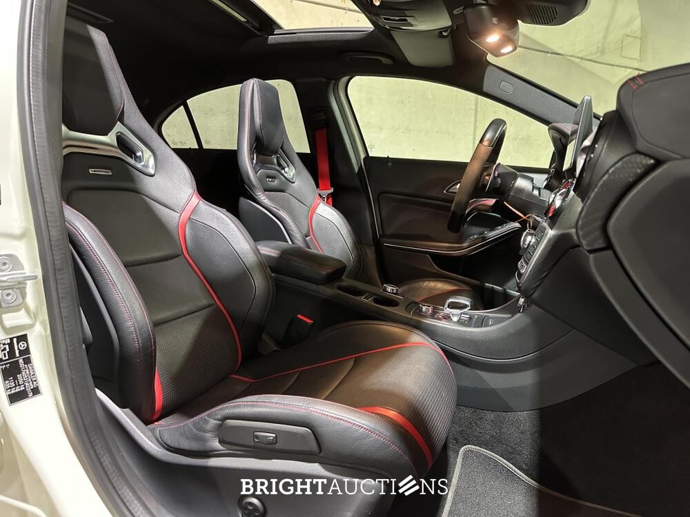 Mercedes-Benz A45 AMG 4Matic 381pk 2015 A-Klasse