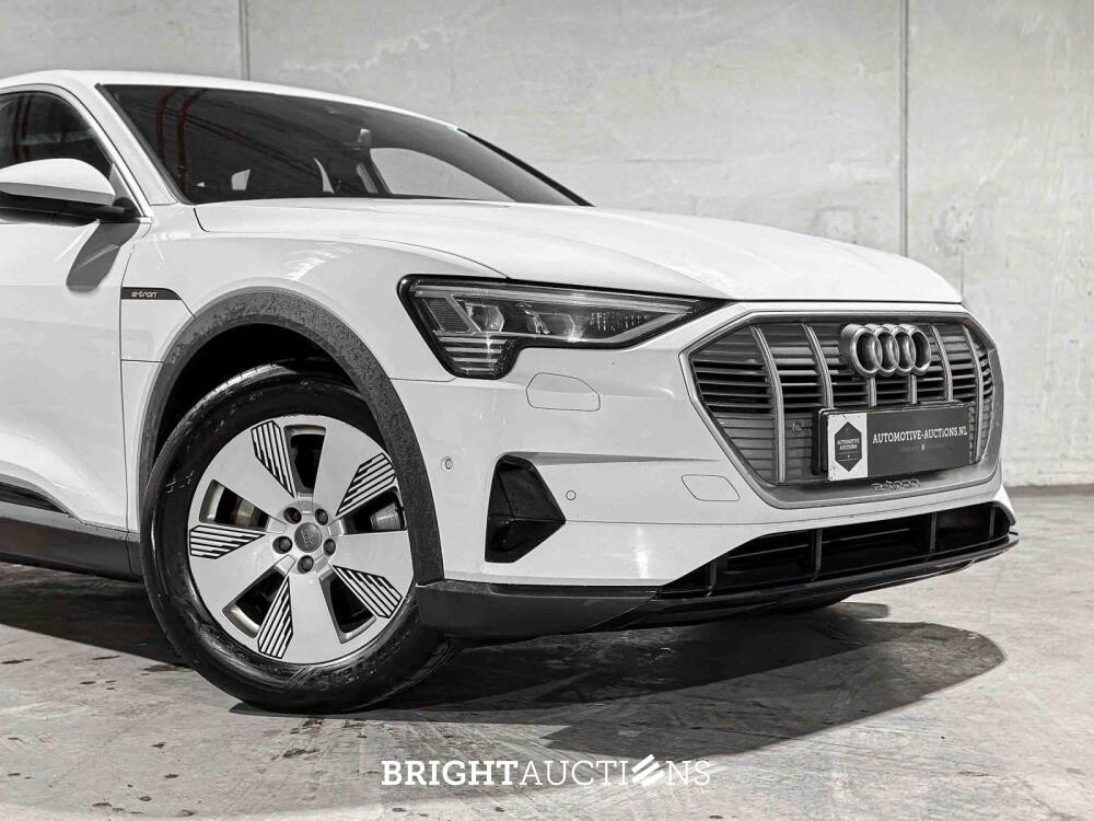 Audi e-tron 55 Quattro 95 kWh 360hp 2019 (Original-NL), G-426-HT