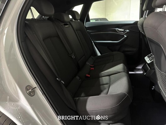 Audi e-tron 55 Quattro 95 kWh 360pk 2019 (Origineel-NL), G-426-HT