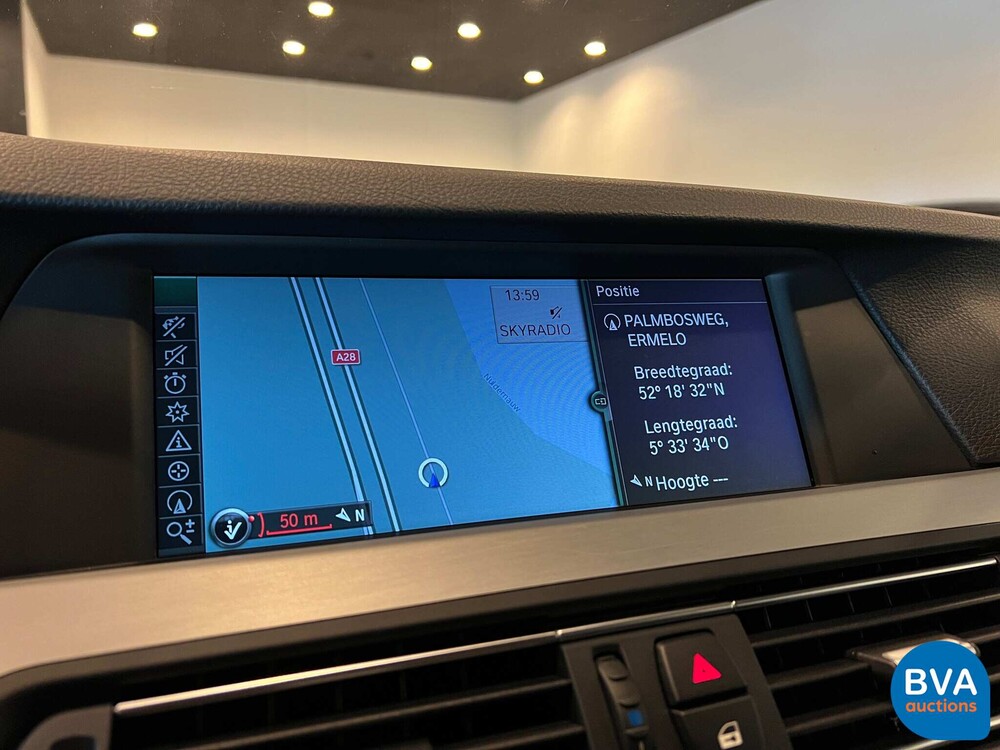 BMW 530i High Executive Touring 5er Serie 272 PS 2012, 7-SJV-26.