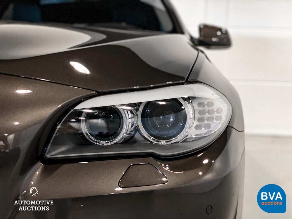 BMW 530i High Executive Touring 5er Serie 272 PS 2012, 7-SJV-26.