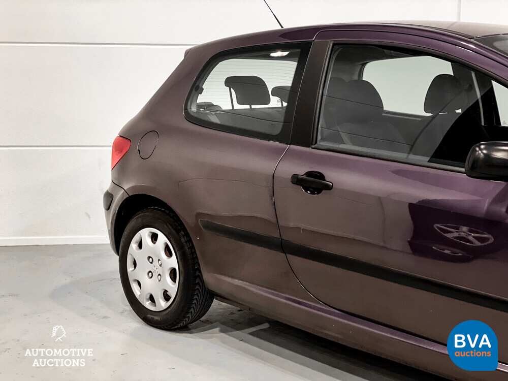 Peugeot 307 1.4 XR 75PS 2002 -Org. NL-, 52-JL-HT.